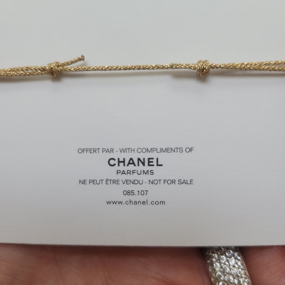 Chanel White Camellia Aroma Bracelet - Picture 4 of 4